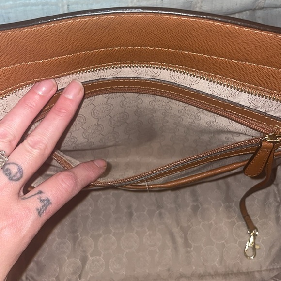 Michael Kors vintage studded Selma satchel like NWOT - Picture 12 of 15